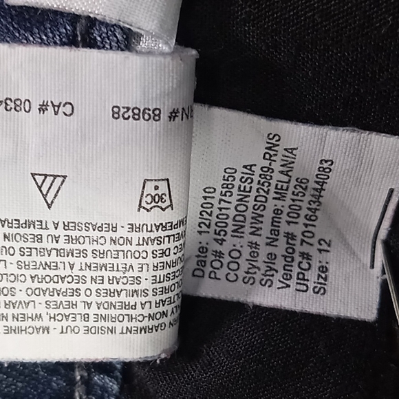 Nine West Jean Capris Size 12 Average - Picture 12 of 16